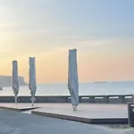 Hotel De La Marine 3*
