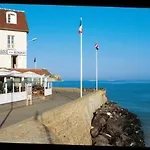 De La Marine Hotel