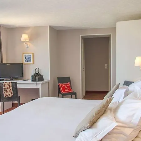Hotel De La Marine 3*