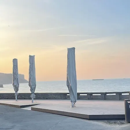 Hotell De La Marine 3*