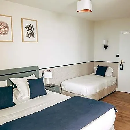 De La Marine Hotel