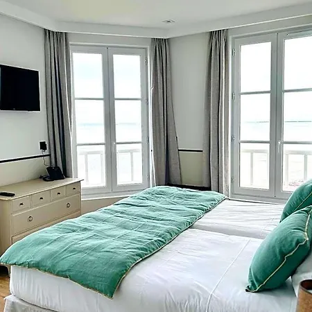 De La Marine Hotell 3*