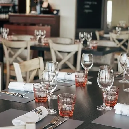 Hotel De La Marine Arromanches-les-Bains